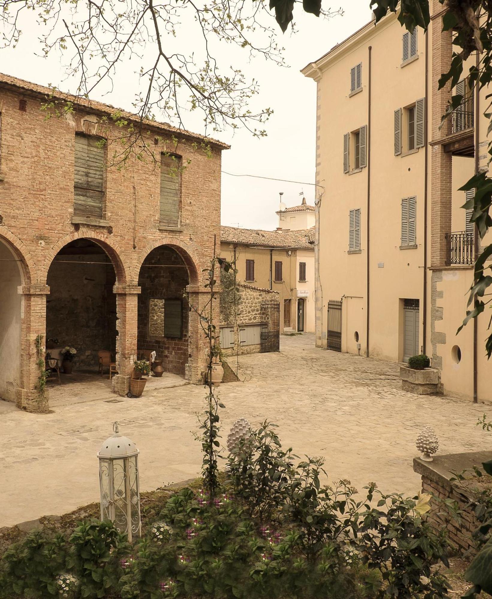 Novafeltria B&B Palazzo Mattei المظهر الخارجي الصورة